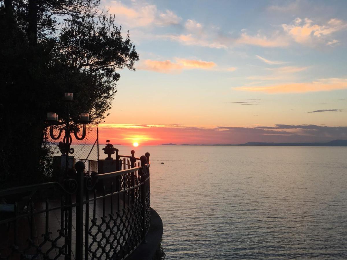 Villa Antiche Mura Relais ซอร์เรนโต ภายนอก รูปภาพ